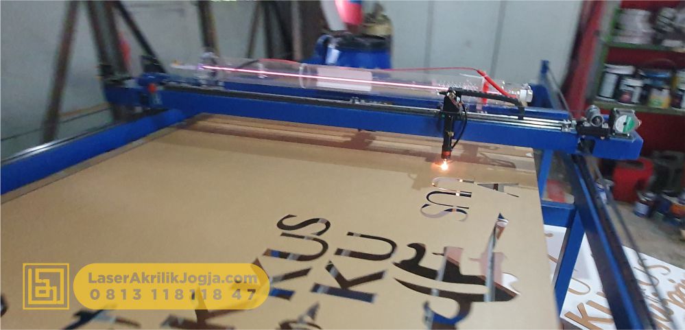 jasa laser acrylic murah di Jogja
